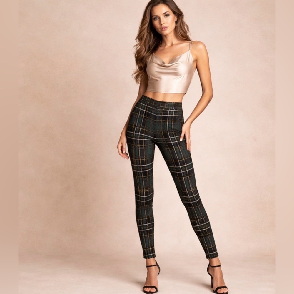 NWOT  Plaid High-Waisted Tartan Leggings, YogaPants